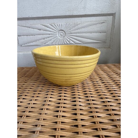 Vintage 30's McCoy Yellow Ribbed Mixing Bowl 7" Farmhouse Primitive - Picture 1 of 11